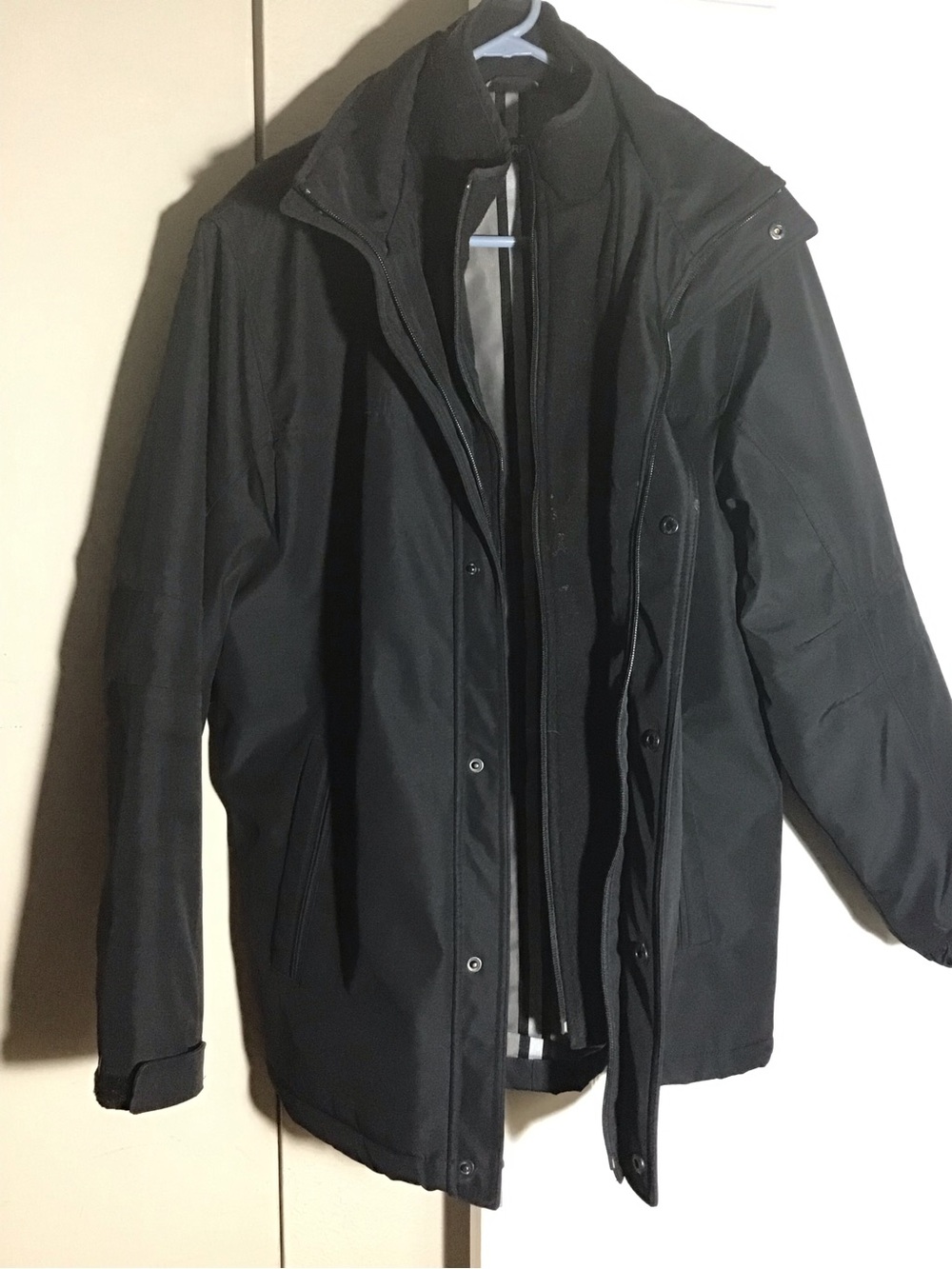 Weatherproof Men's Black Lined Raincoat with Storm Flap size M